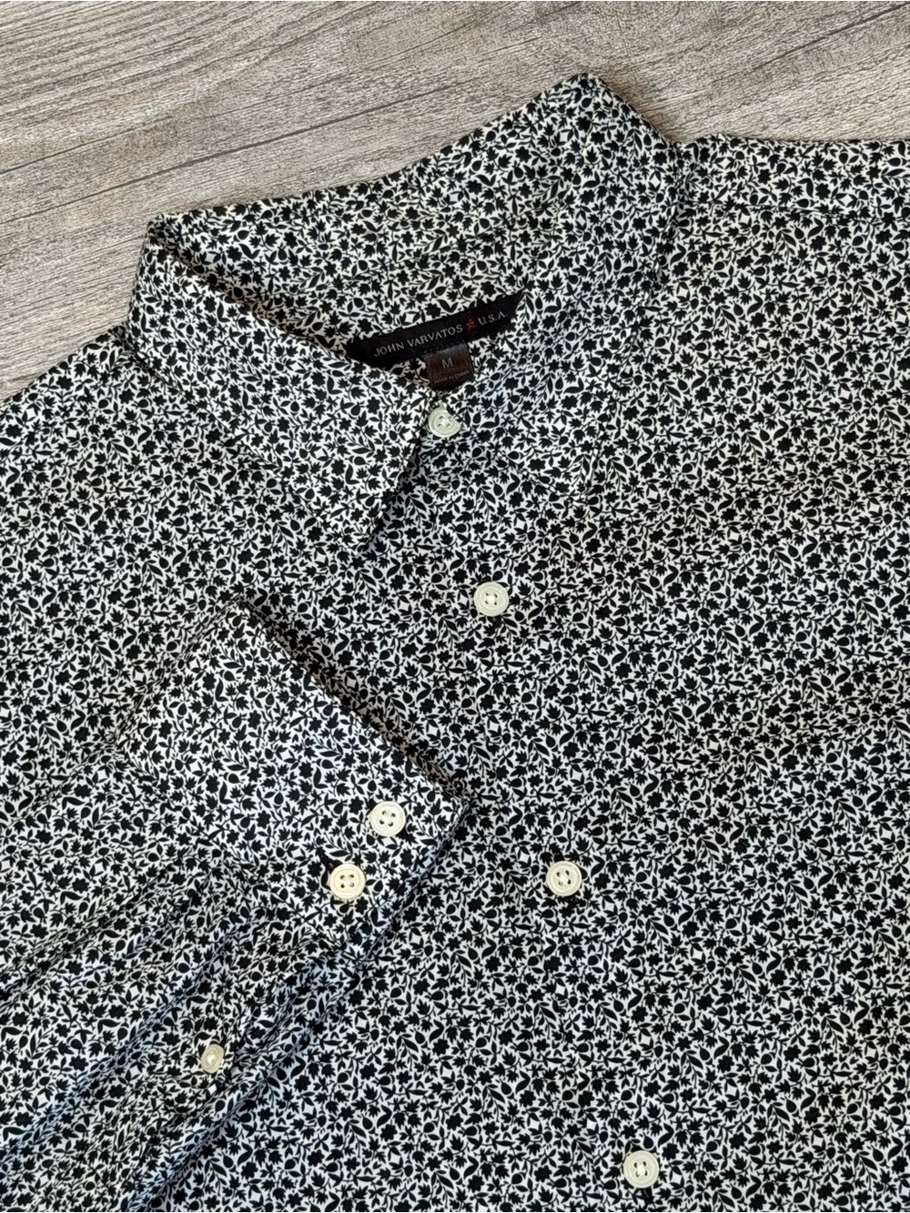 John Varvatos Star U.S.A. Men's Ditsy Floral Button Down Long Sleeve Shirt M